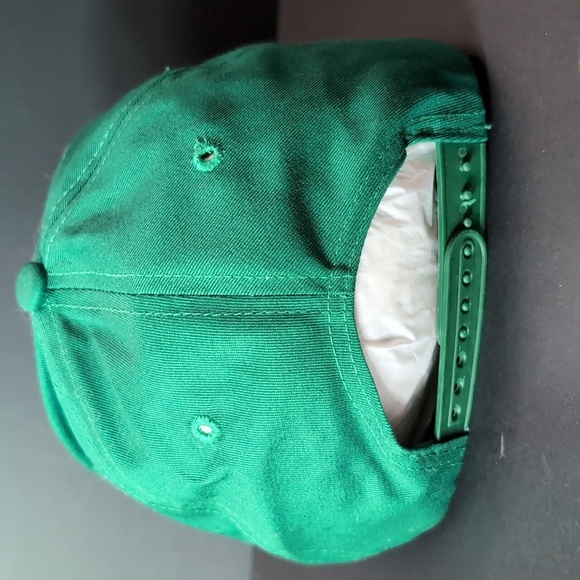Moosehead Breweries a Canadian Lager Men's Green Snapback Hat . - Picture 3 of 6